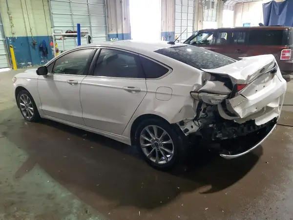 3FA6P0HD8HR321735 2017 FORD FUSION - Image 2
