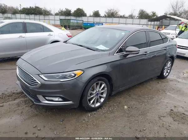 3FA6P0HD8HR341841 2017 FORD FUSION - Image 2