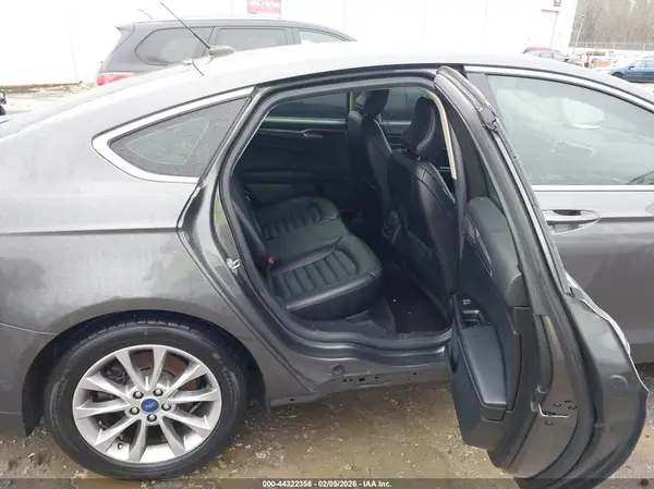 3FA6P0HD8HR341841 2017 FORD FUSION - Image 8