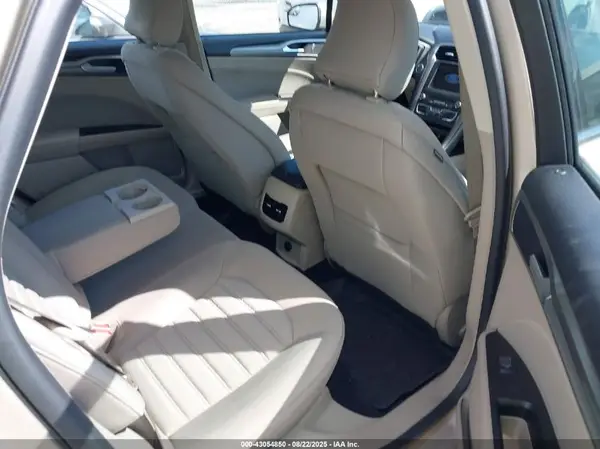 3FA6P0HD8HR346652 2017 FORD FUSION - Image 8