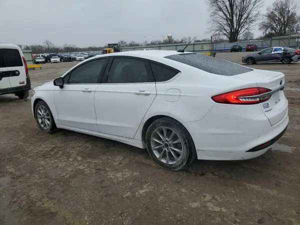 3FA6P0HD8HR365508 2017 FORD FUSION - Image 2