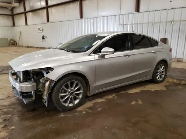 3FA6P0HD8HR365685 2017 FORD FUSION - Image 1