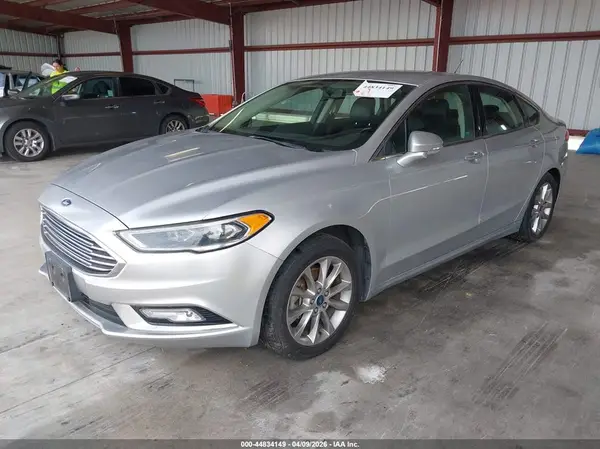 3FA6P0HD8HR370840 2017 FORD FUSION - Image 2