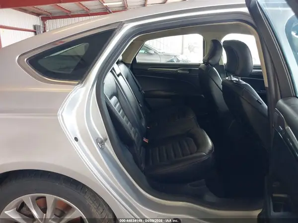 3FA6P0HD8HR370840 2017 FORD FUSION - Image 8