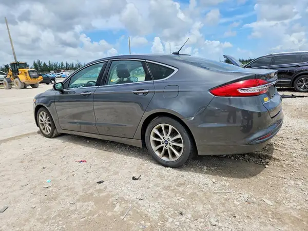 3FA6P0HD8HR372085 2017 FORD FUSION - Image 2