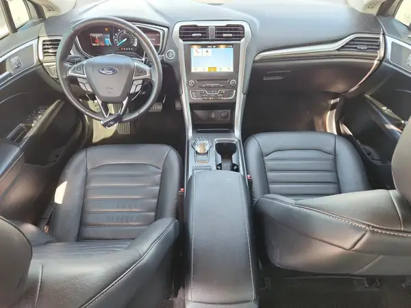 3FA6P0HD8HR372992 2017 FORD FUSION - Image 8