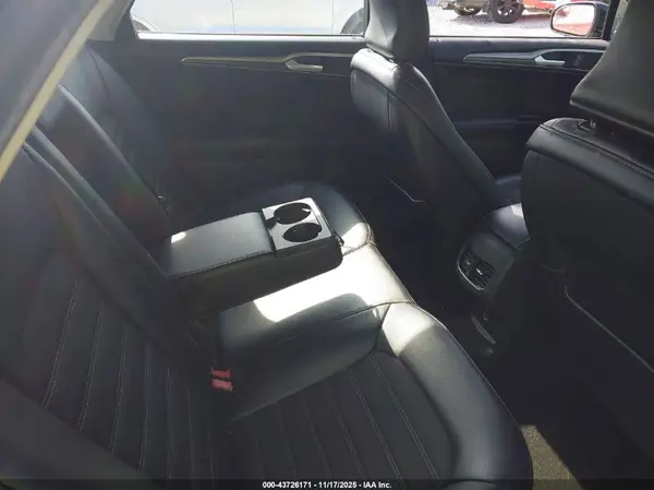 3FA6P0HD8HR391977 2017 FORD FUSION - Image 8