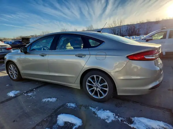 3FA6P0HD8HR413556 2017 FORD FUSION - Image 2