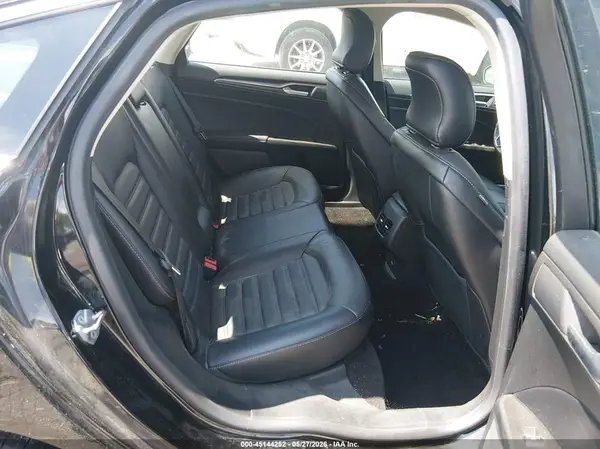 3FA6P0HD8JR108435 2018 FORD FUSION - Image 8