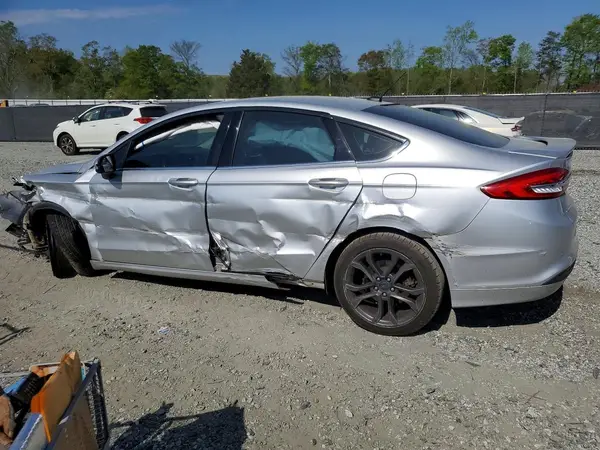 3FA6P0HD8JR157666 2018 FORD FUSION - Image 2