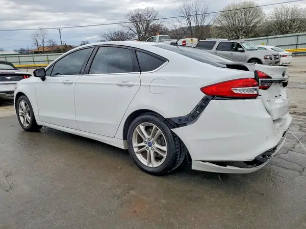 3FA6P0HD8JR158123 2018 FORD FUSION - Image 2