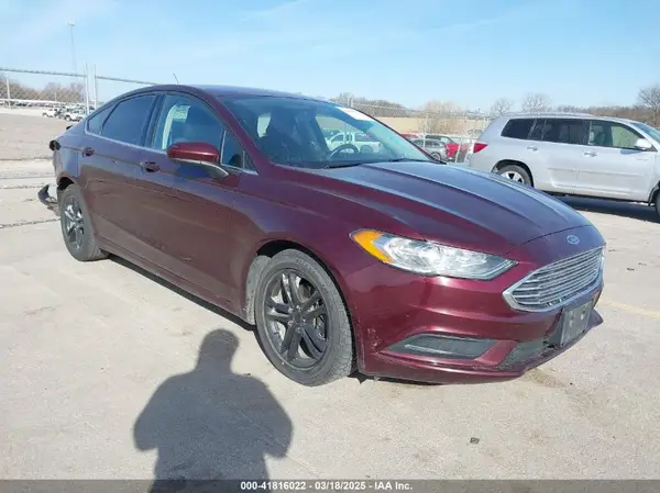 3FA6P0HD8JR180882 2018 FORD FUSION - Image 1