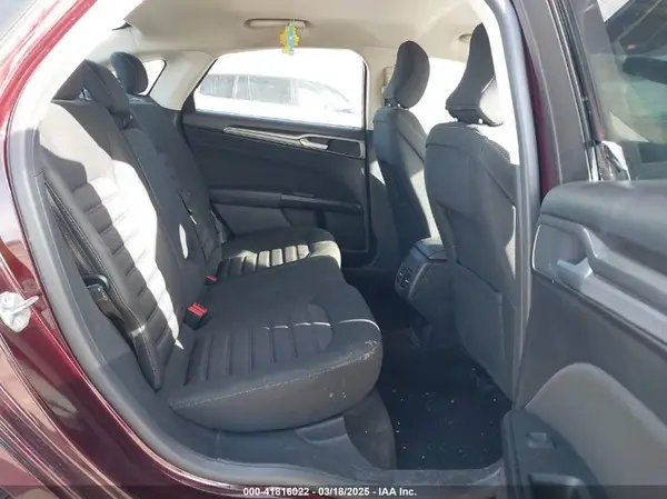 3FA6P0HD8JR180882 2018 FORD FUSION - Image 8