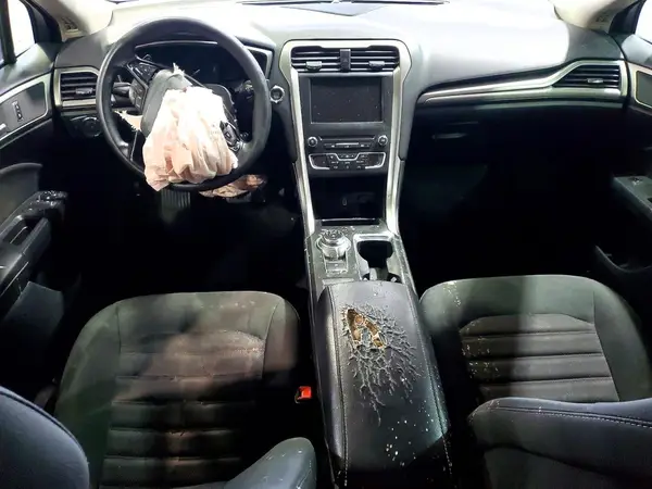 3FA6P0HD8JR190795 2018 FORD FUSION - Image 8
