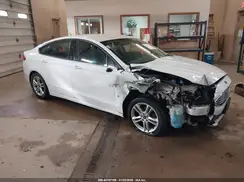 3FA6P0HD8JR203058 2018 FORD FUSION