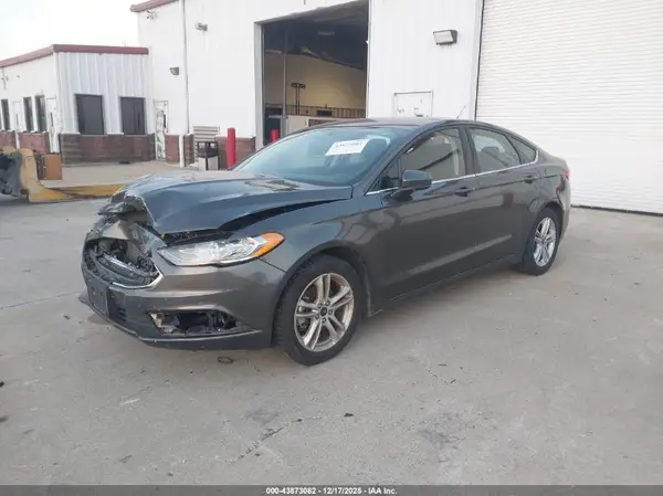 3FA6P0HD8JR218207 2018 FORD FUSION - Image 2