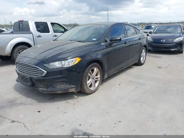 3FA6P0HD8JR224363 2018 FORD FUSION - Image 2