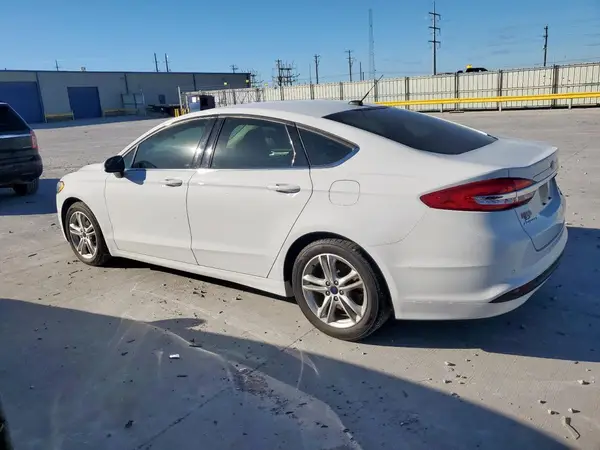 3FA6P0HD8JR224444 2018 FORD FUSION - Image 2