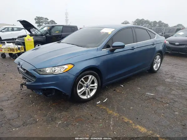 3FA6P0HD8JR224833 2018 FORD FUSION - Image 2