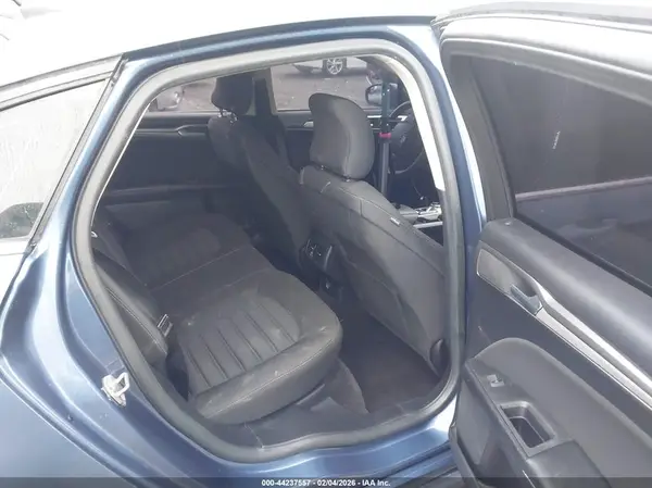 3FA6P0HD8JR224833 2018 FORD FUSION - Image 8