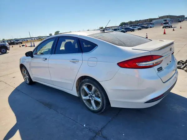 3FA6P0HD8JR229126 2018 FORD FUSION - Image 2