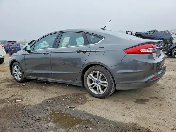 3FA6P0HD8JR229689 2018 FORD FUSION - Image 2