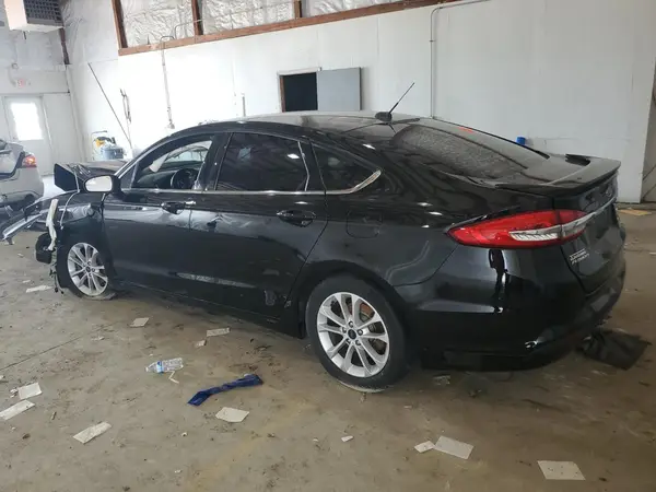 3FA6P0HD8JR230616 2018 FORD FUSION - Image 2
