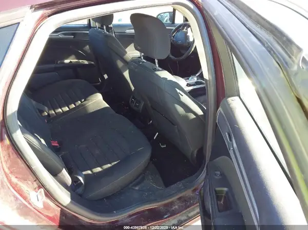 3FA6P0HD8JR230924 2018 FORD FUSION - Image 8