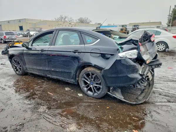 3FA6P0HD8JR237453 2018 FORD FUSION - Image 2