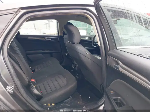 3FA6P0HD8JR238599 2018 FORD FUSION - Image 8