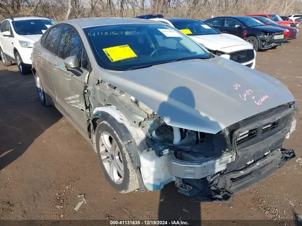 3FA6P0HD8JR238621 2018 FORD FUSION - Image 1