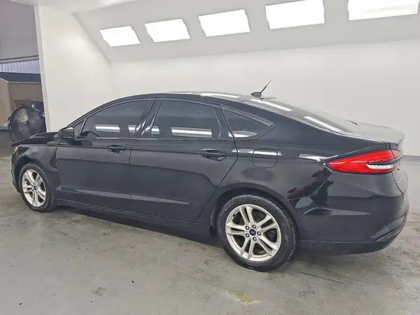 3FA6P0HD8JR240725 2018 FORD FUSION - Image 2