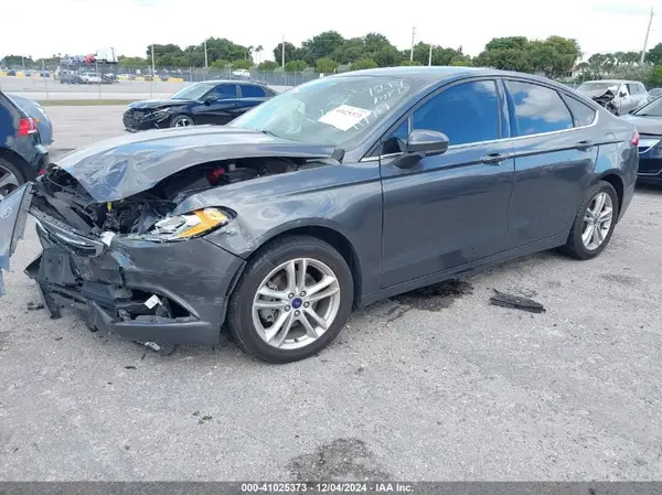 3FA6P0HD8JR257217 2018 FORD FUSION - Image 2
