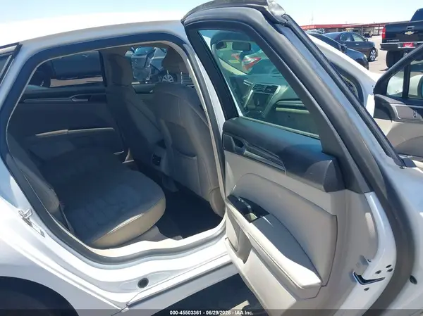 3FA6P0HD8JR257296 2018 FORD FUSION - Image 8