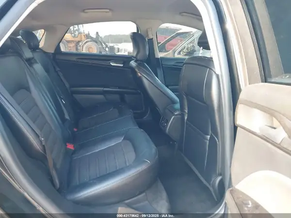 3FA6P0HD8JR257332 2018 FORD FUSION - Image 8