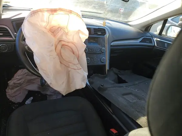 3FA6P0HD8JR262076 2018 FORD FUSION - Image 8