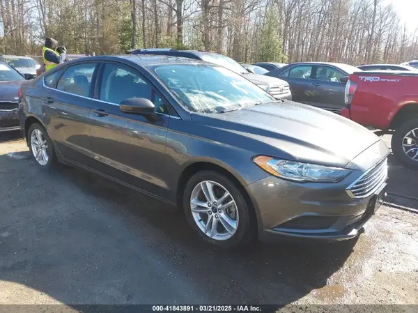 3FA6P0HD8JR265642 2018 FORD FUSION - Image 1