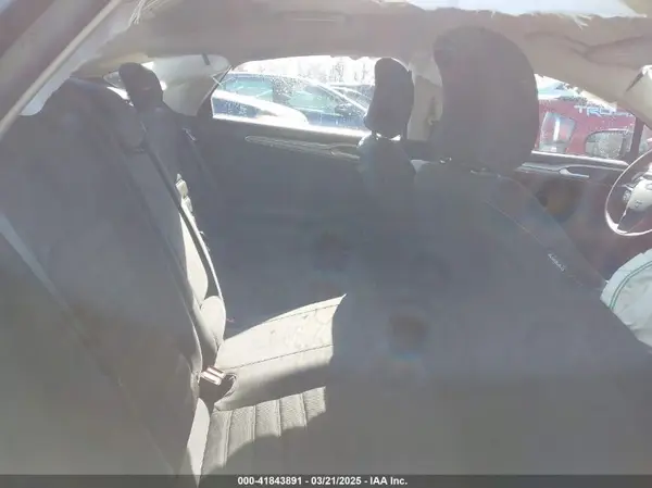 3FA6P0HD8JR265642 2018 FORD FUSION - Image 8
