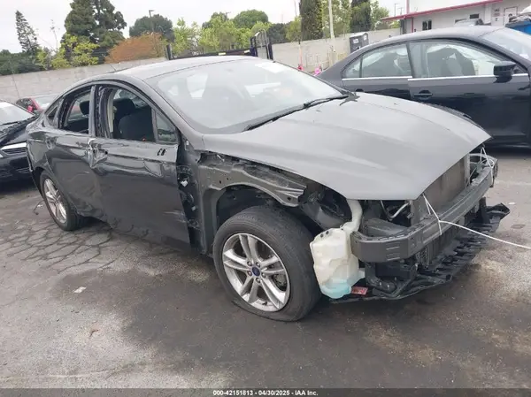 3FA6P0HD8JR268055 2018 FORD FUSION - Image 1