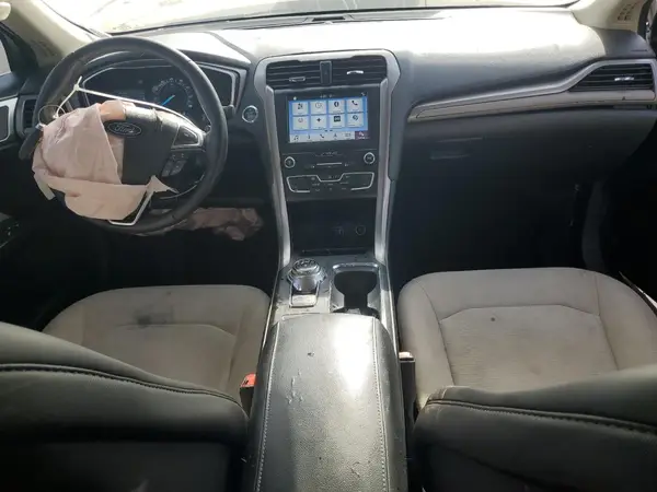 3FA6P0HD8KR101826 2019 FORD FUSION - Image 8