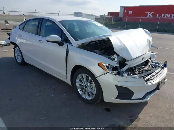 3FA6P0HD8KR103611 2019 FORD FUSION - Image 1
