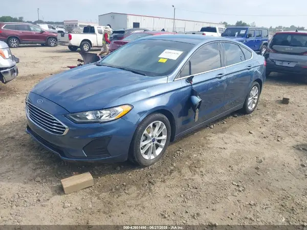 3FA6P0HD8KR114074 2019 FORD FUSION - Image 2