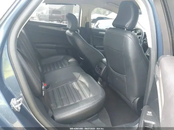 3FA6P0HD8KR114074 2019 FORD FUSION - Image 8