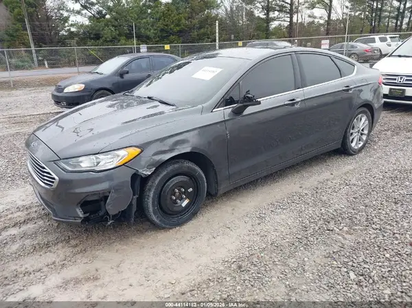 3FA6P0HD8KR122059 2019 FORD FUSION - Image 2