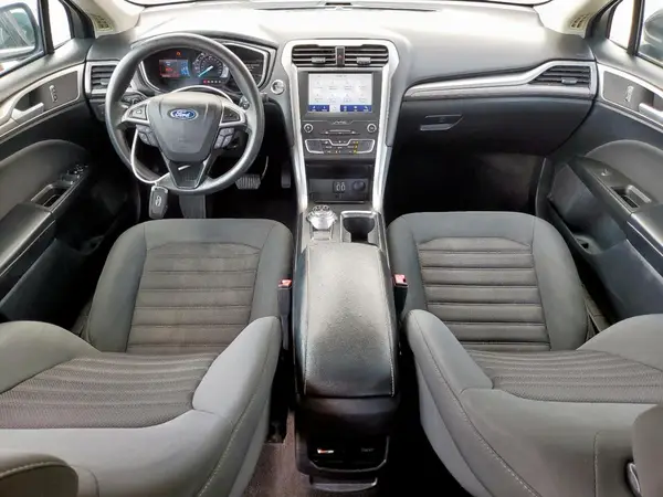 3FA6P0HD8KR132574 2019 FORD FUSION - Image 8
