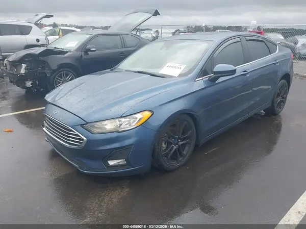 3FA6P0HD8KR159872 2019 FORD FUSION - Image 2