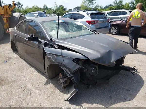 3FA6P0HD8KR160083 2019 FORD FUSION - Image 1
