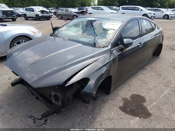 3FA6P0HD8KR160083 2019 FORD FUSION - Image 2