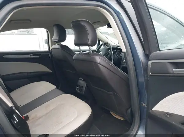 3FA6P0HD8KR170032 2019 FORD FUSION - Image 8