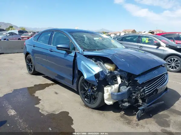 3FA6P0HD8KR178941 2019 FORD FUSION - Image 1